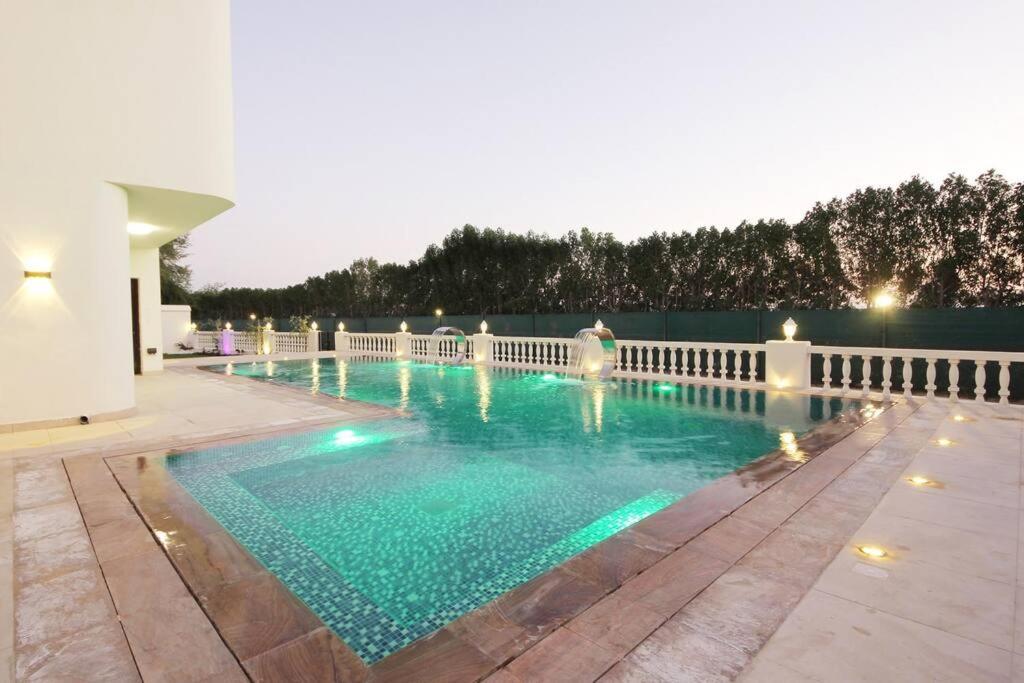 5bhk With Pool Falcon Of Wonders