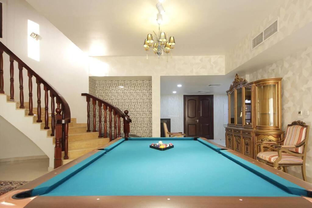 Villa 5bhk With Pool Falcon Of Wonders