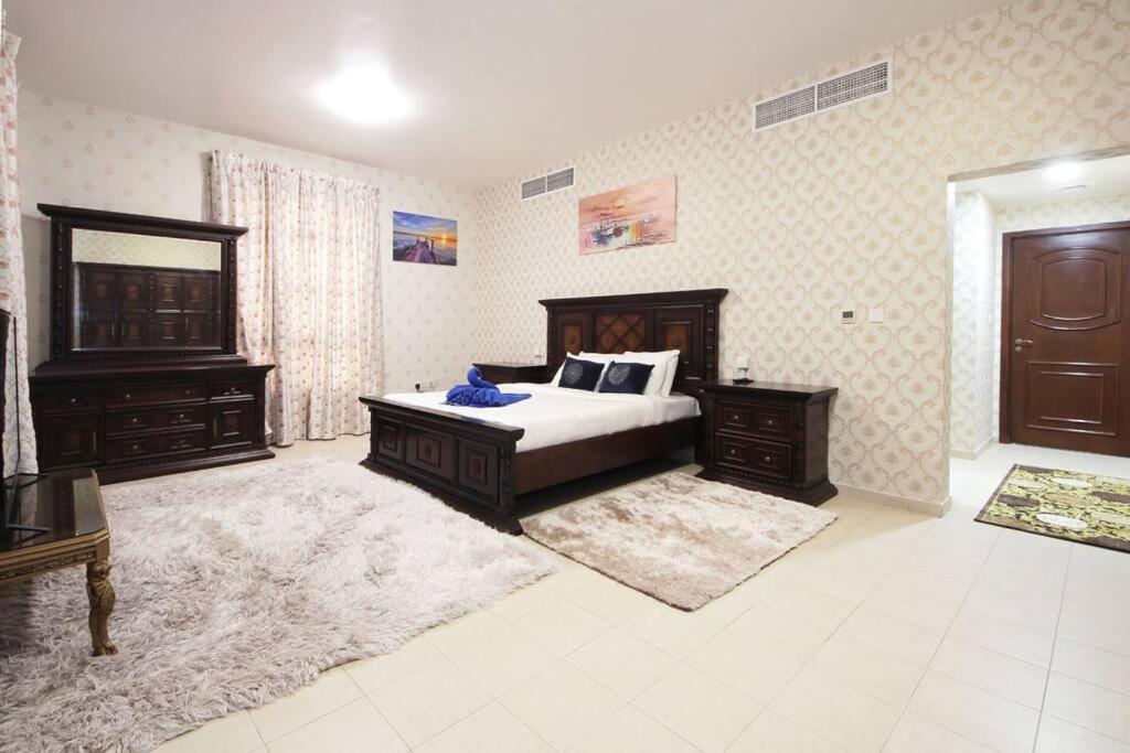 5bhk With Pool Falcon Of Wonders Villa *
